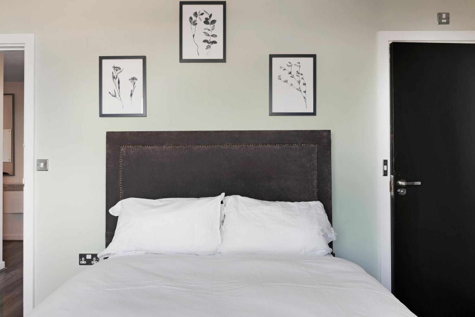 Penthouse W/ Hot Tub Near Stratford, Westfield Appartement Londen Buitenkant foto
