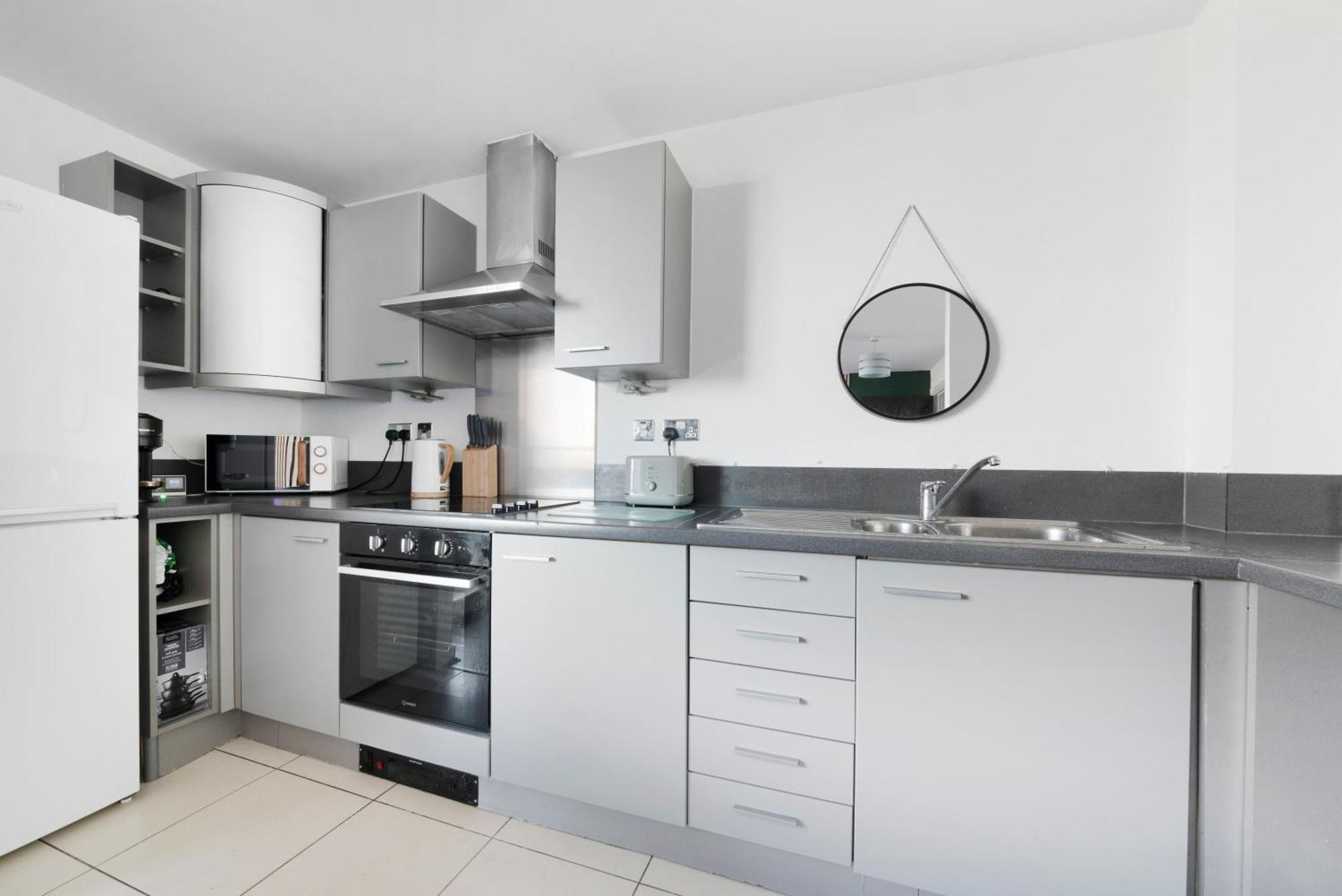 Penthouse W/ Hot Tub Near Stratford, Westfield Appartement Londen Buitenkant foto
