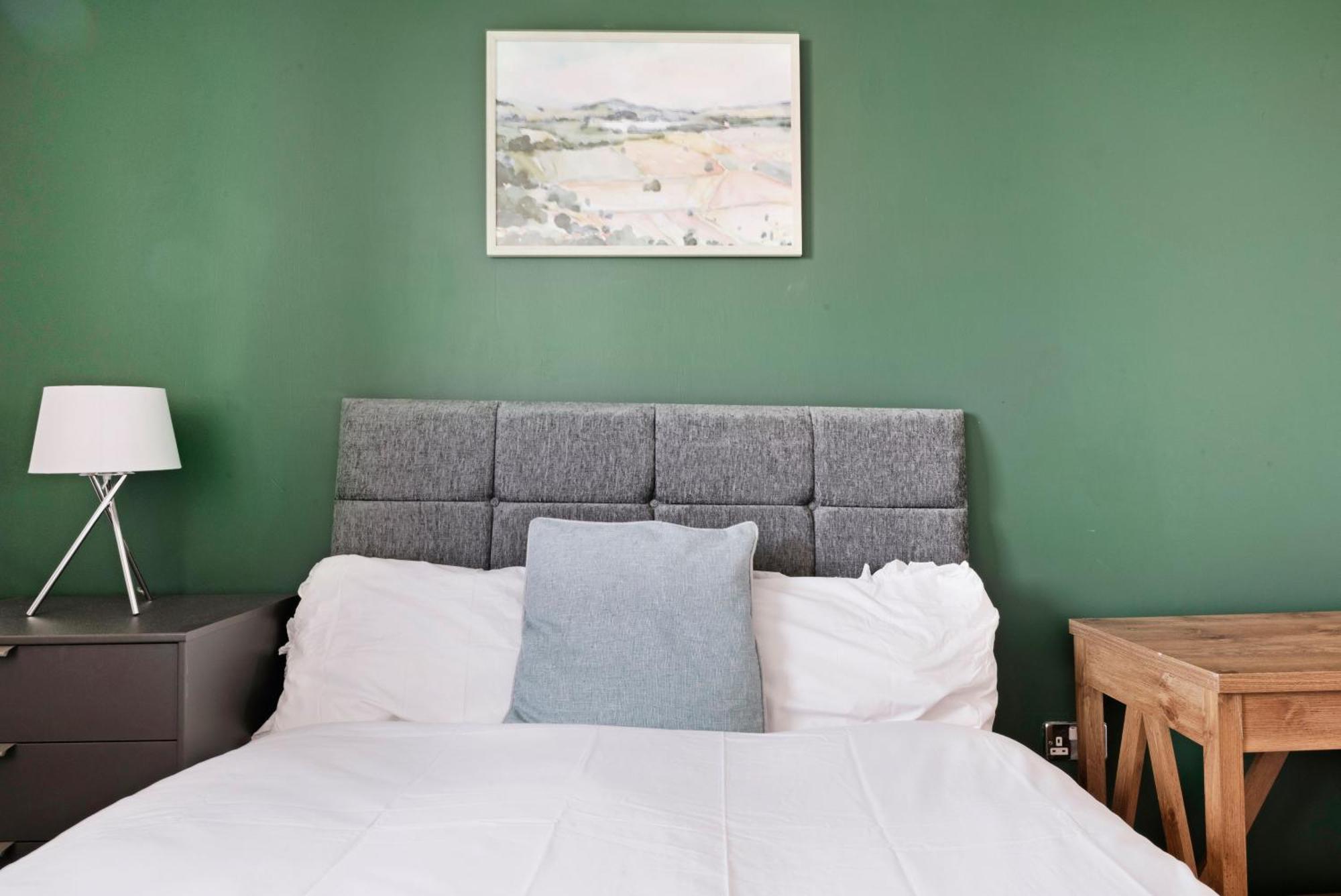 Penthouse W/ Hot Tub Near Stratford, Westfield Appartement Londen Buitenkant foto